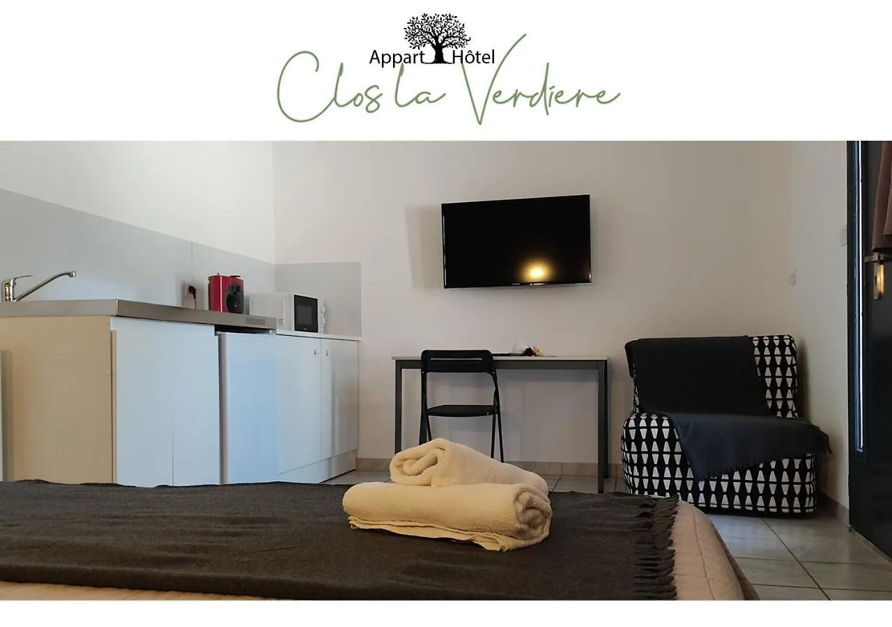 Le Clos La Verdiere Velaux 2*,