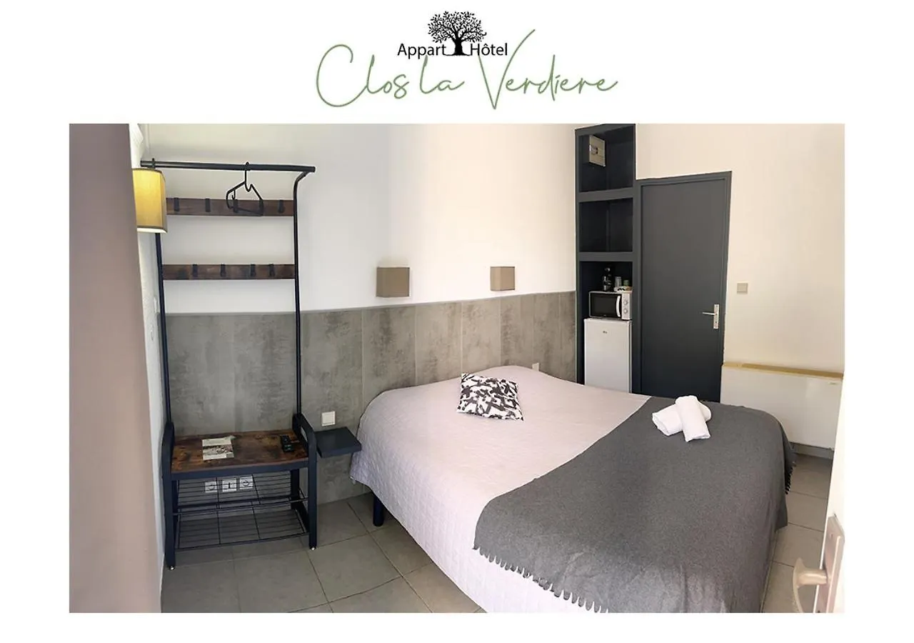 Le Clos La Verdiere Velaux 2*,  France